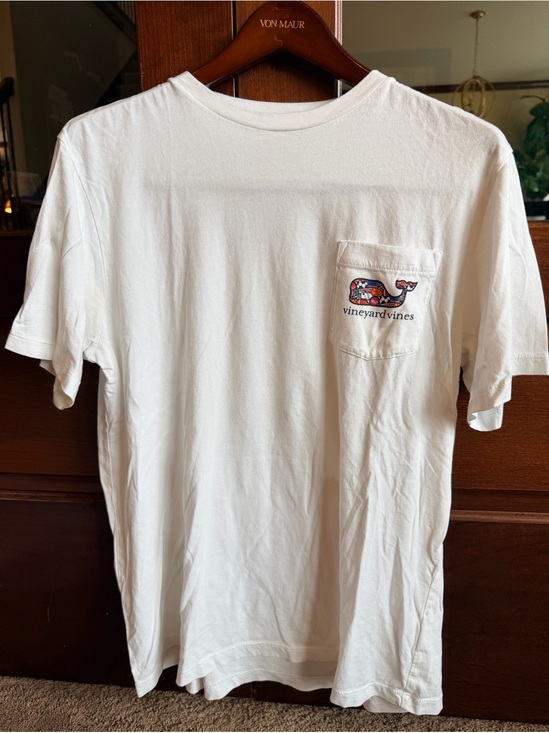 Vineyard Vines Other - vineyard vines Men’s White Pocket T-Shirt with Whale Logo-sports